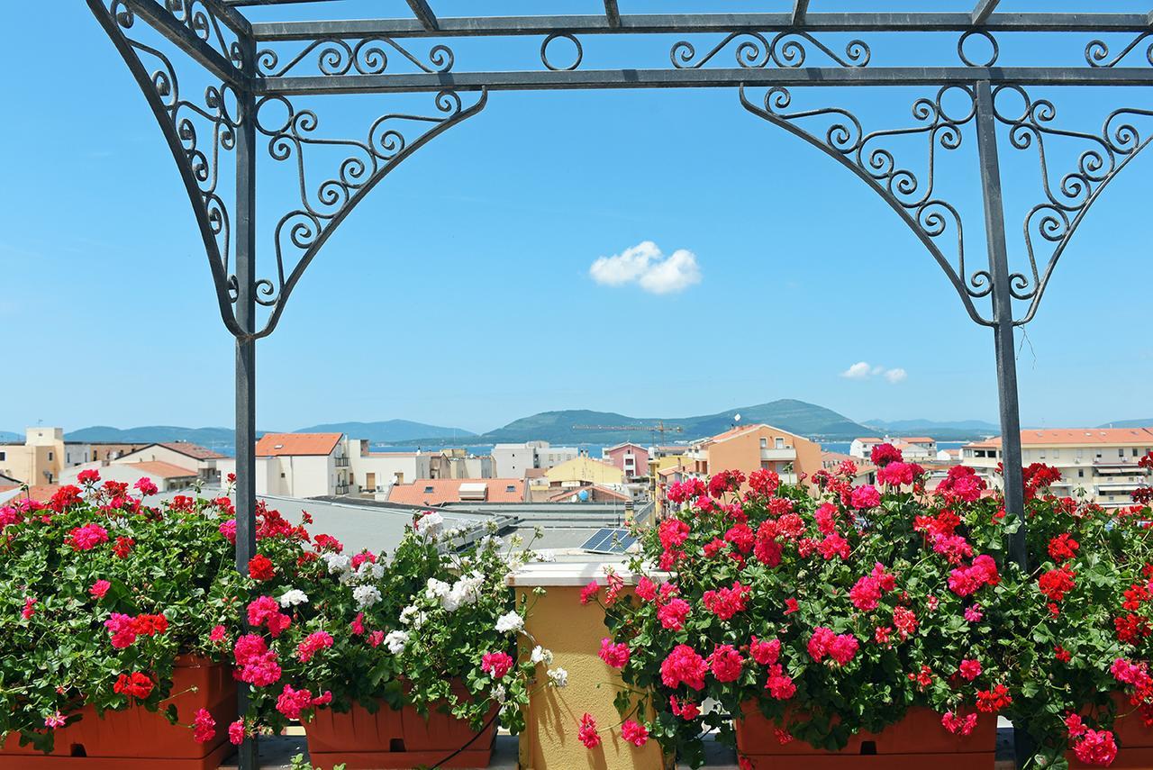 Апартаменты Casa I Gerani Vista Mare Альгеро Экстерьер фото